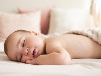 Comprendre les rythmes de sommeil de bébé !