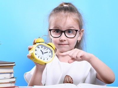 How to learn to tell the time to your child?