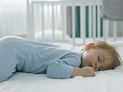 La dette de sommeil chez bébé : comment l'éviter ?